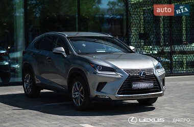 Позашляховик / Кросовер Lexus NX 2020 в 