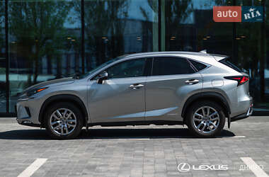 Позашляховик / Кросовер Lexus NX 2020 в 