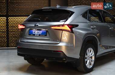 Позашляховик / Кросовер Lexus NX 2016 в 