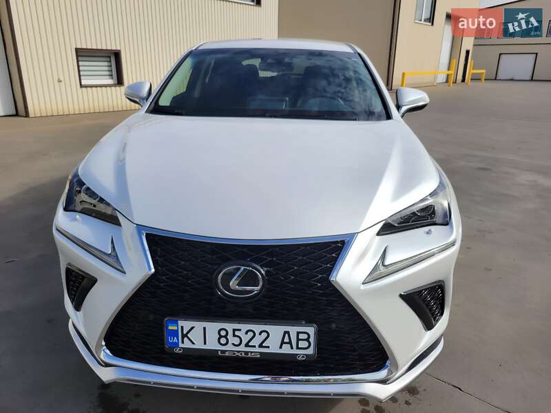 Lexus NX 2019