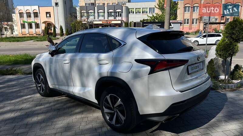 Внедорожник / Кроссовер Lexus NX 2018 в Львове