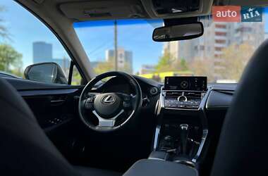 Внедорожник / Кроссовер Lexus NX 2018 в 
