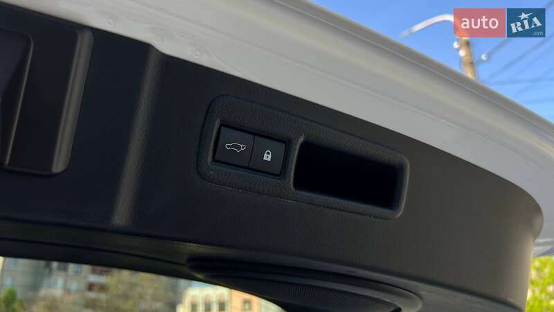 Внедорожник / Кроссовер Lexus NX 2018 в Львове