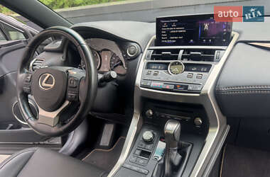 Внедорожник / Кроссовер Lexus NX 2019 в 