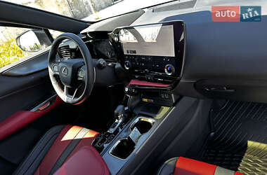 Внедорожник / Кроссовер Lexus NX 2022 в 
