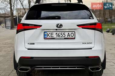 Позашляховик / Кросовер Lexus NX 2021 в 