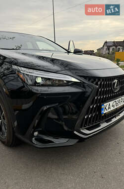 Внедорожник / Кроссовер Lexus NX 2022 в 
