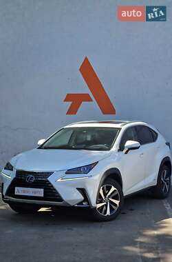 Внедорожник / Кроссовер Lexus NX 2019 в 