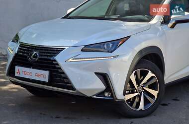 Внедорожник / Кроссовер Lexus NX 2019 в 