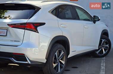 Внедорожник / Кроссовер Lexus NX 2019 в 