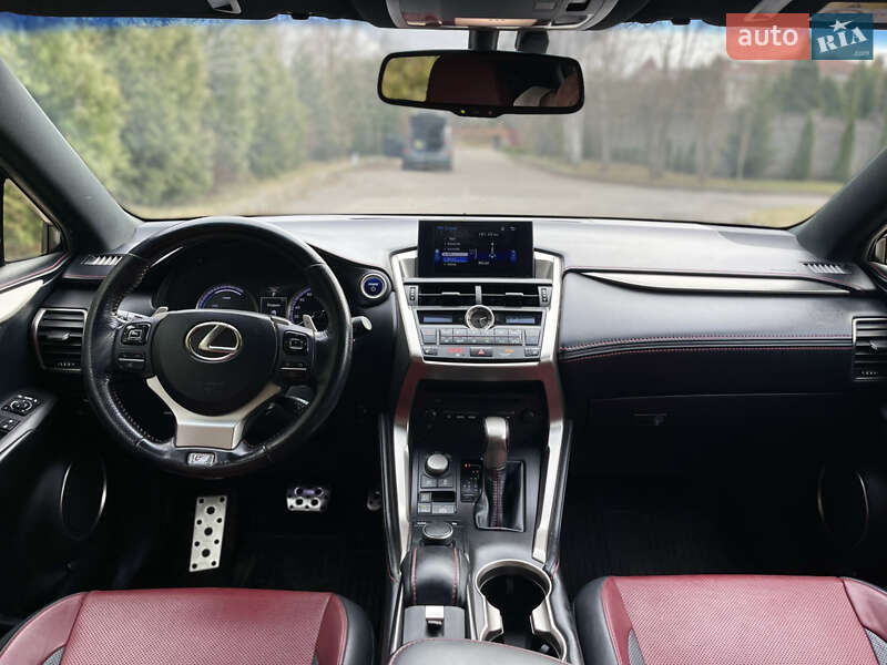 Внедорожник / Кроссовер Lexus NX 2015 в Ровно