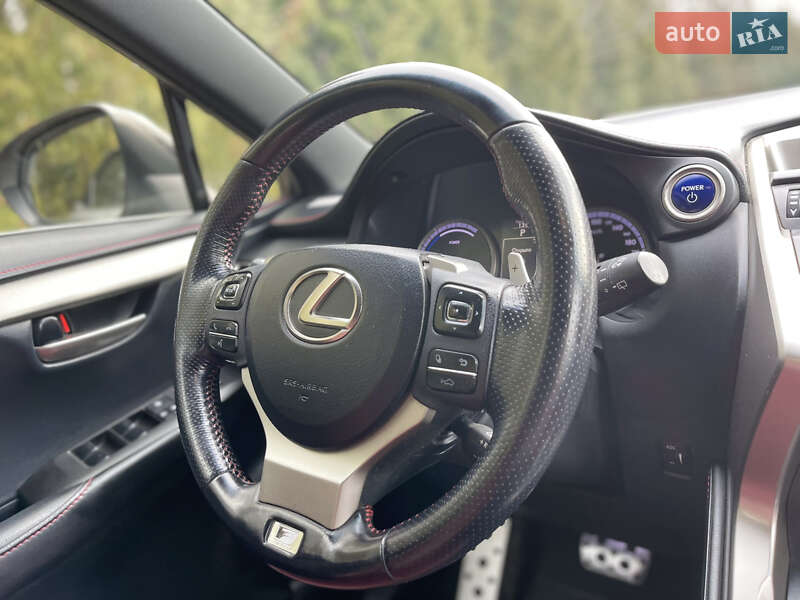 Внедорожник / Кроссовер Lexus NX 2015 в Ровно