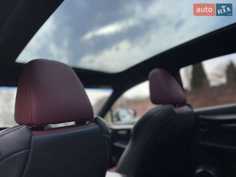 Внедорожник / Кроссовер Lexus NX 2015 в Ровно