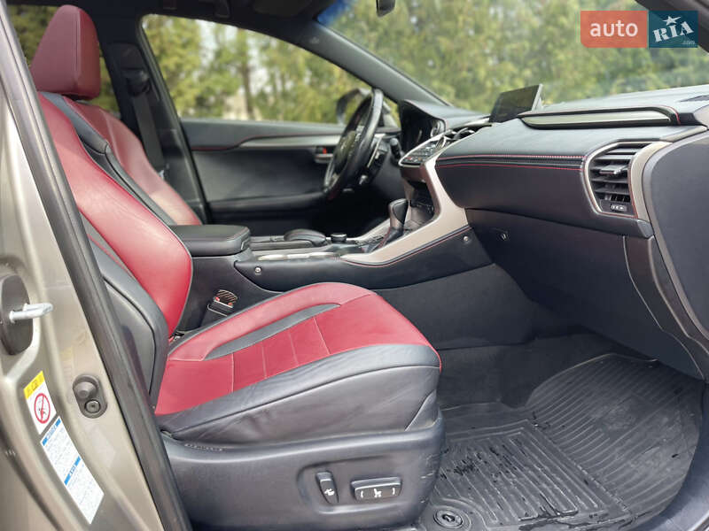 Внедорожник / Кроссовер Lexus NX 2015 в Ровно