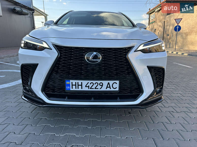 Внедорожник / Кроссовер Lexus NX 2022 в Одессе