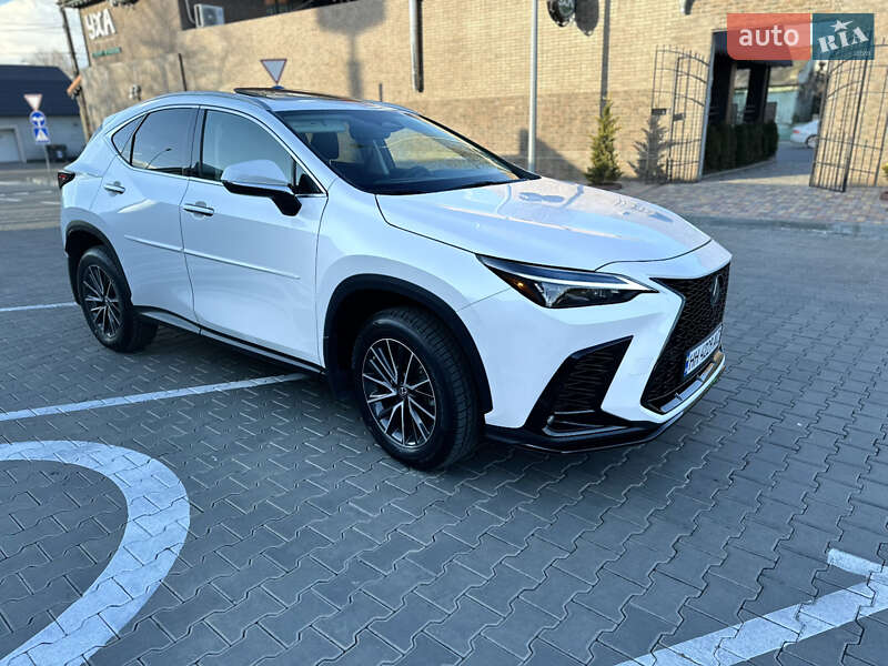 Внедорожник / Кроссовер Lexus NX 2022 в Одессе