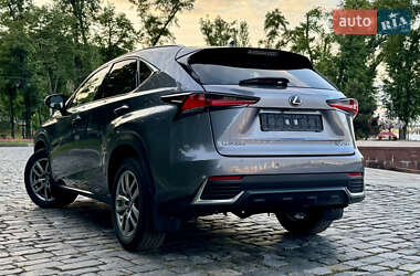 Внедорожник / Кроссовер Lexus NX 2019 в 