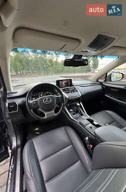 Внедорожник / Кроссовер Lexus NX 2019 в 