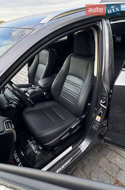 Внедорожник / Кроссовер Lexus NX 2019 в 