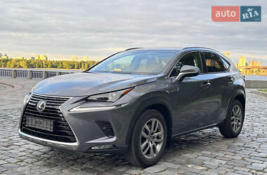Внедорожник / Кроссовер Lexus NX 2019 в 