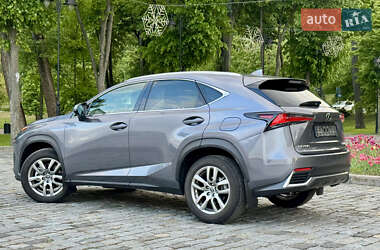 Внедорожник / Кроссовер Lexus NX 2019 в 