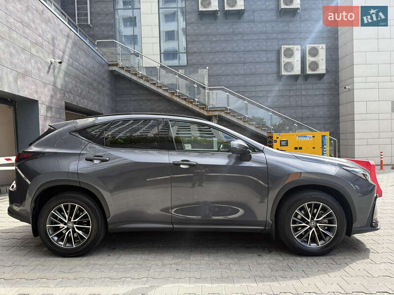 Позашляховик / Кросовер Lexus NX 2023 в Києві