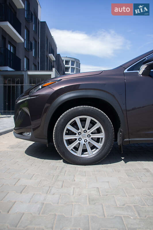 Внедорожник / Кроссовер Lexus NX 2015 в Киеве