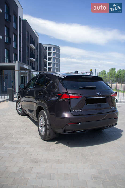 Внедорожник / Кроссовер Lexus NX 2015 в Киеве