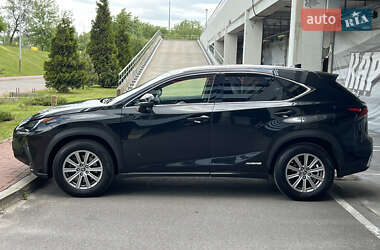 Позашляховик / Кросовер Lexus NX 2018 в 