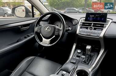 Внедорожник / Кроссовер Lexus NX 2017 в 
