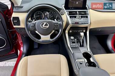 Внедорожник / Кроссовер Lexus NX 2019 в 
