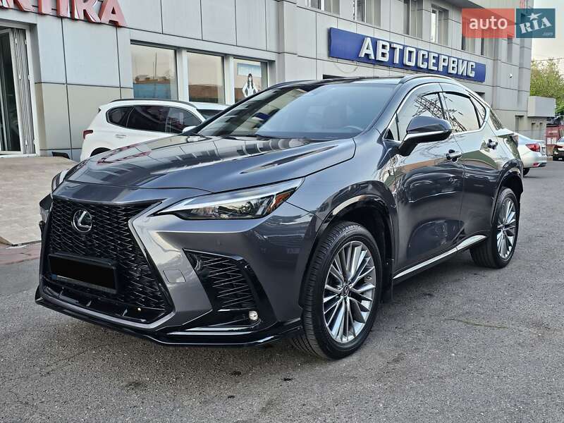 Lexus NX 2022