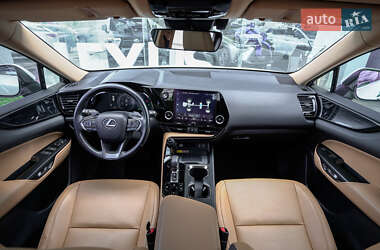 Внедорожник / Кроссовер Lexus NX 2021 в 