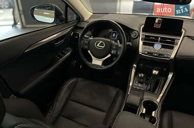 Внедорожник / Кроссовер Lexus NX 2019 в 