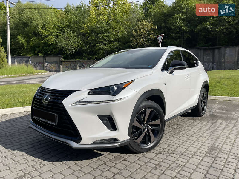 Внедорожник / Кроссовер Lexus NX 2020 в 