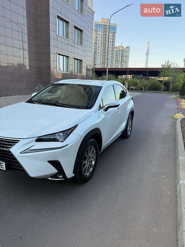 Позашляховик / Кросовер Lexus NX 2018 в Одесі