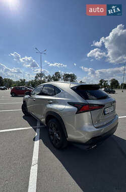 Внедорожник / Кроссовер Lexus NX 2019 в 