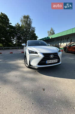 Внедорожник / Кроссовер Lexus NX 2015 в 