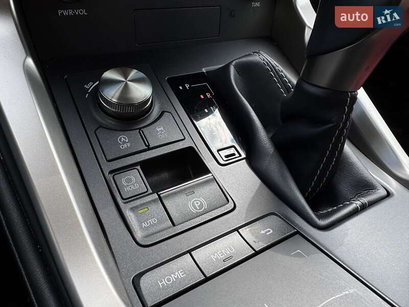 Внедорожник / Кроссовер Lexus NX 2020 в Киеве