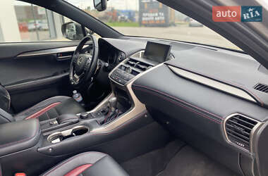 Позашляховик / Кросовер Lexus NX 2015 в 
