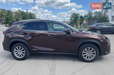 Внедорожник / Кроссовер Lexus NX 2016 в 