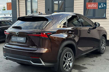 Внедорожник / Кроссовер Lexus NX 2019 в 