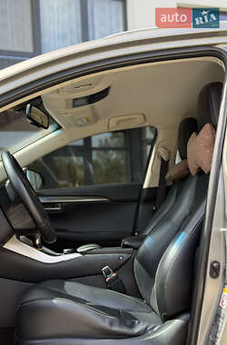 Внедорожник / Кроссовер Lexus NX 2014 в 
