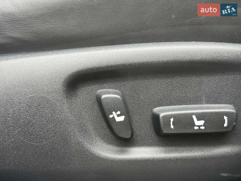 Внедорожник / Кроссовер Lexus NX 2015 в Запорожье