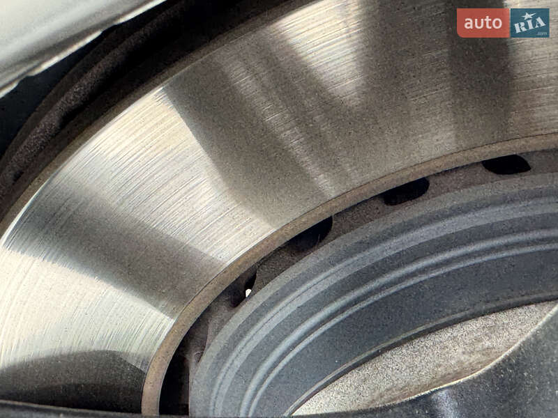 Внедорожник / Кроссовер Lexus NX 2015 в Запорожье