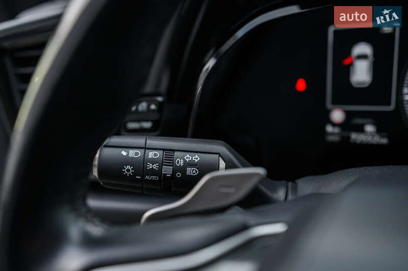 Внедорожник / Кроссовер Lexus NX 2022 в Новояворовске