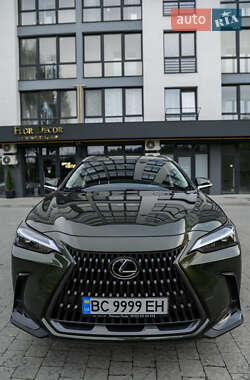 Внедорожник / Кроссовер Lexus NX 2022 в 