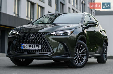 Внедорожник / Кроссовер Lexus NX 2022 в Новояворовске