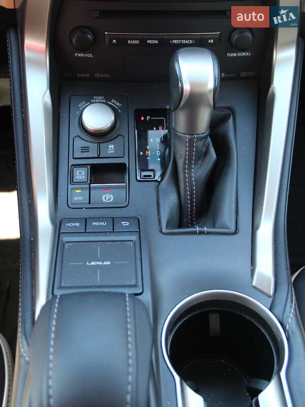 Внедорожник / Кроссовер Lexus NX 2015 в Одессе