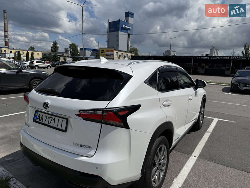 Внедорожник / Кроссовер Lexus NX 2017 в Киеве